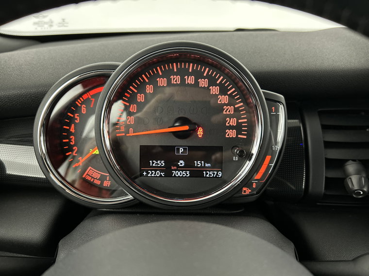 Vehicle Image 23