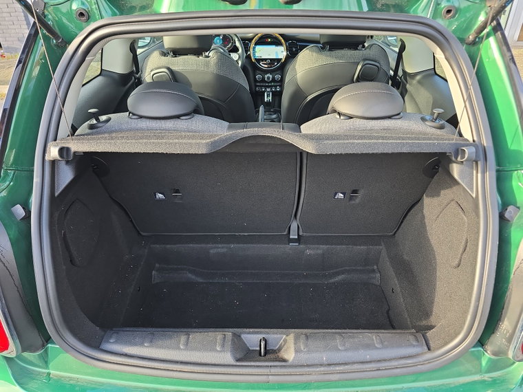 Vehicle Image 27
