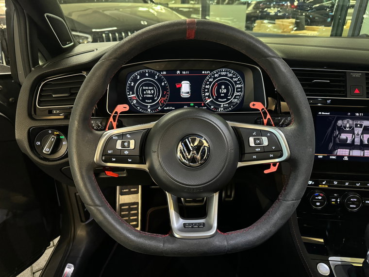Vehicle Image 17