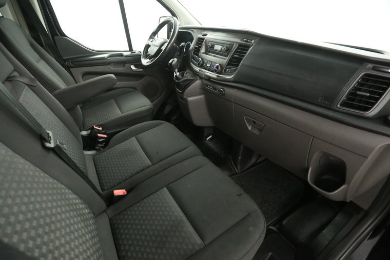 Vehicle Image 21