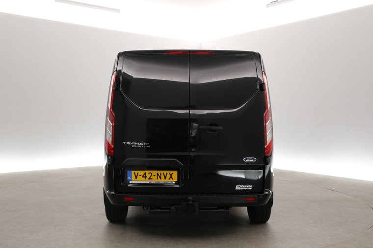Vehicle Image 24