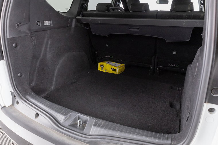 Vehicle Image 23