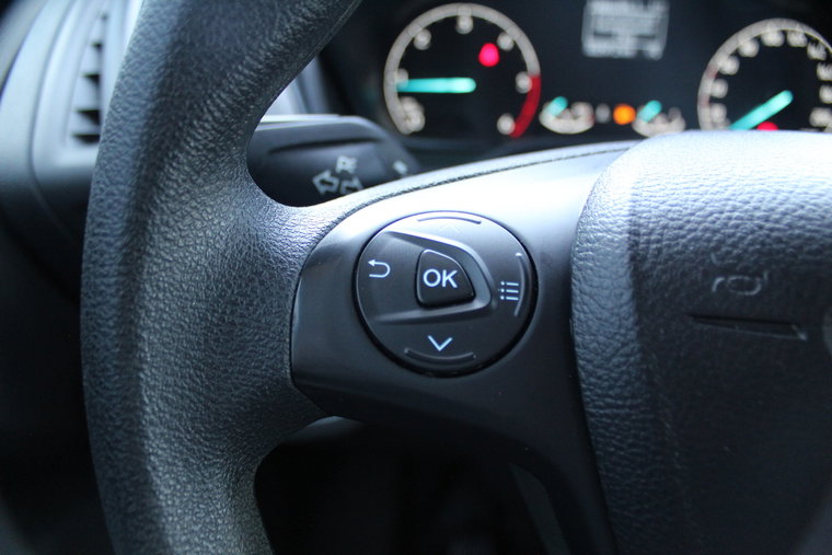 Vehicle Image 19