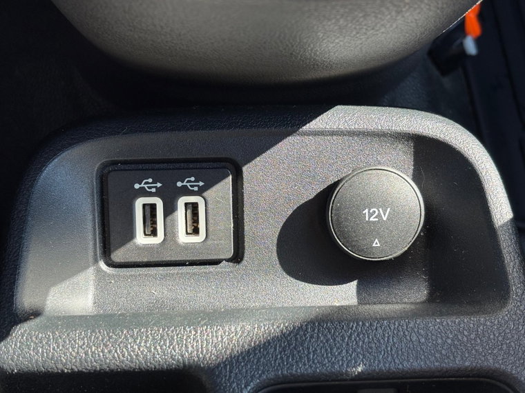 Vehicle Image 26
