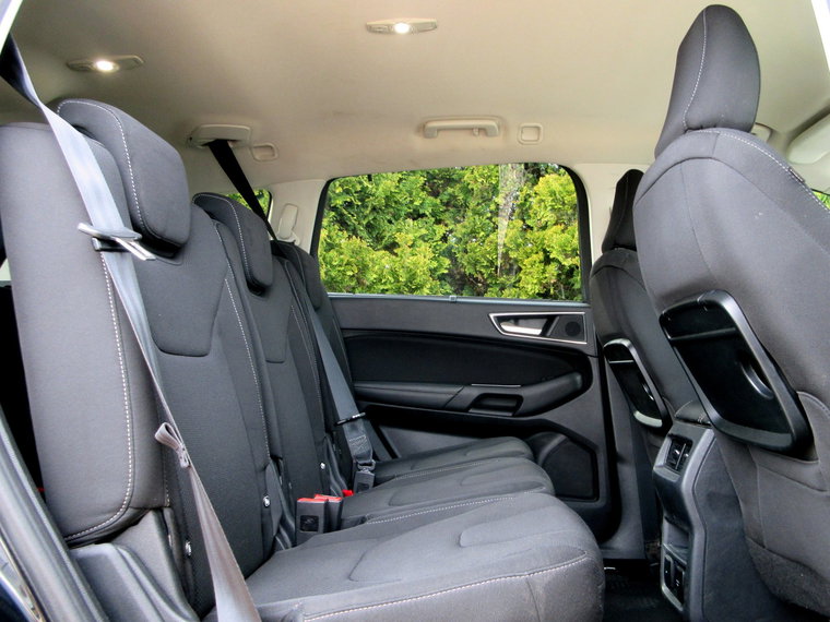 Vehicle Image 14