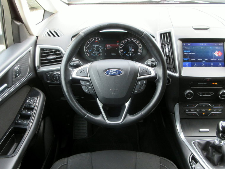 Vehicle Image 8