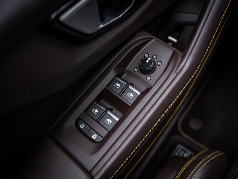 Vehicle Image 47