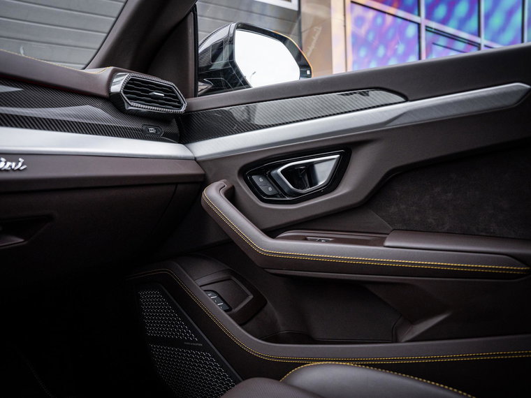 Vehicle Image 50