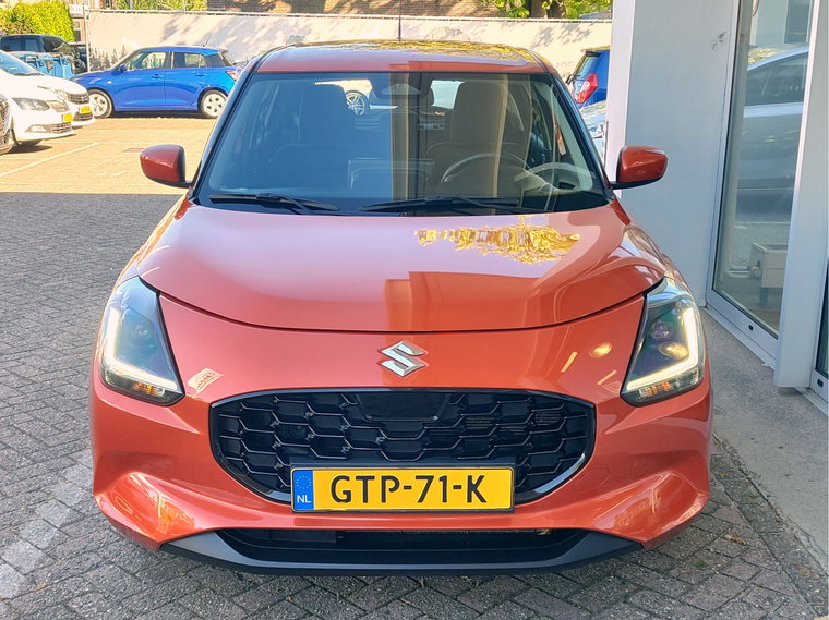 Vehicle Image 8