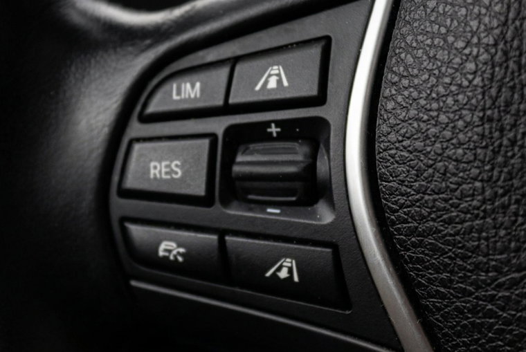 Vehicle Image 23