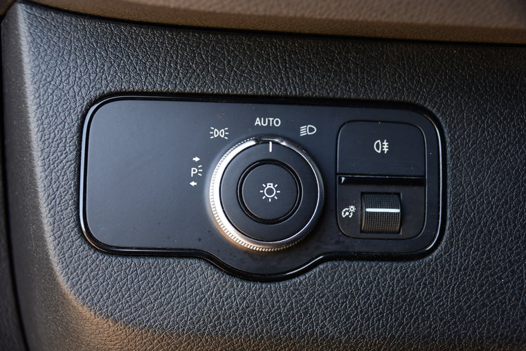 Vehicle Image 27