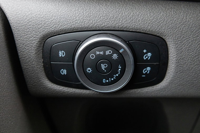 Vehicle Image 26