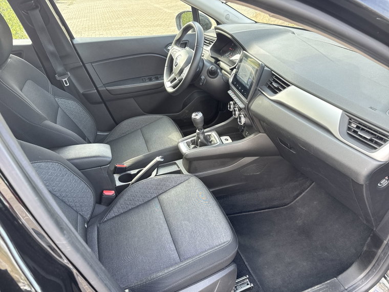 Vehicle Image 32