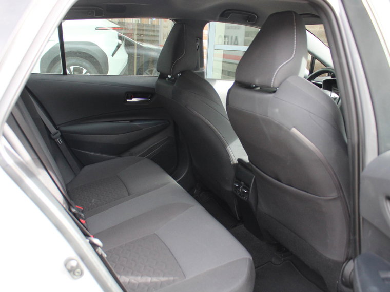 Vehicle Image 15