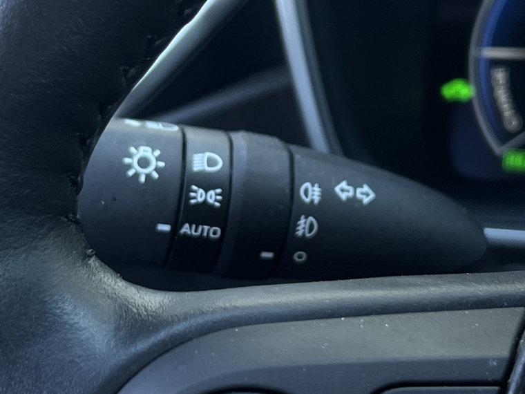 Vehicle Image 21