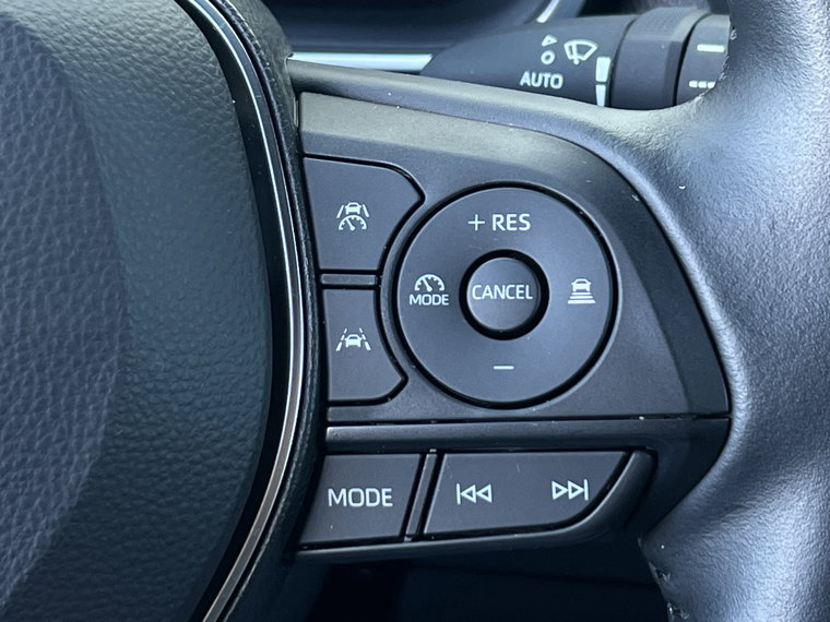 Vehicle Image 24