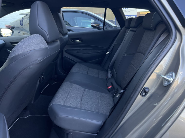 Vehicle Image 36