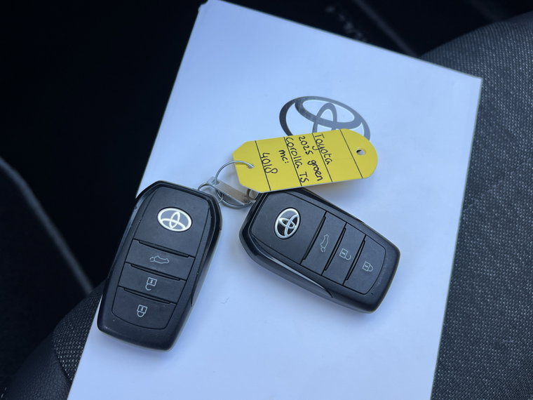 Vehicle Image 38