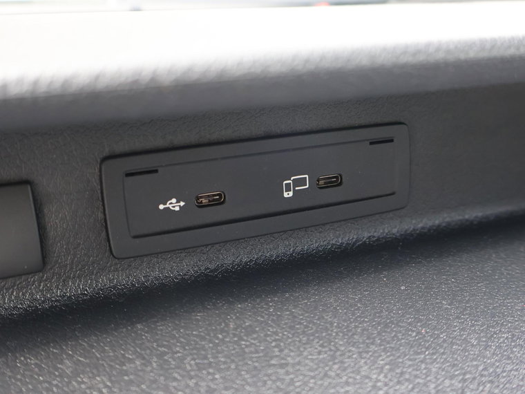 Vehicle Image 59