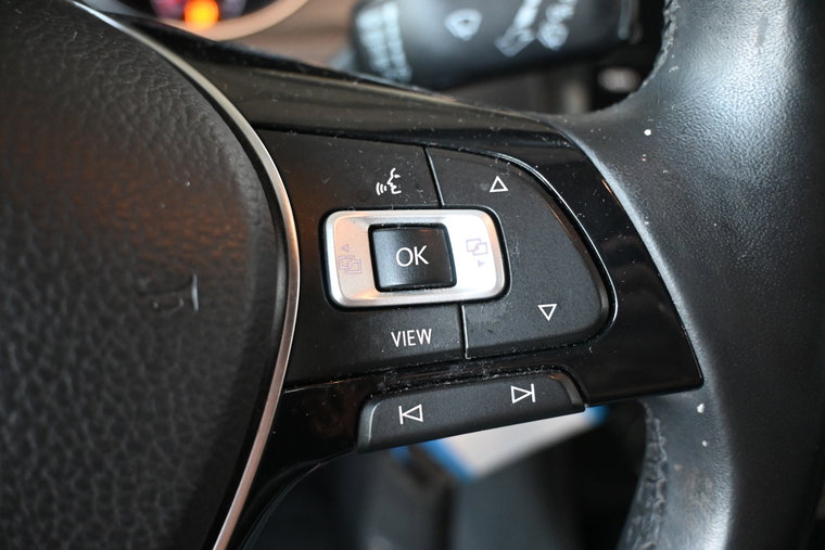 Vehicle Image 29