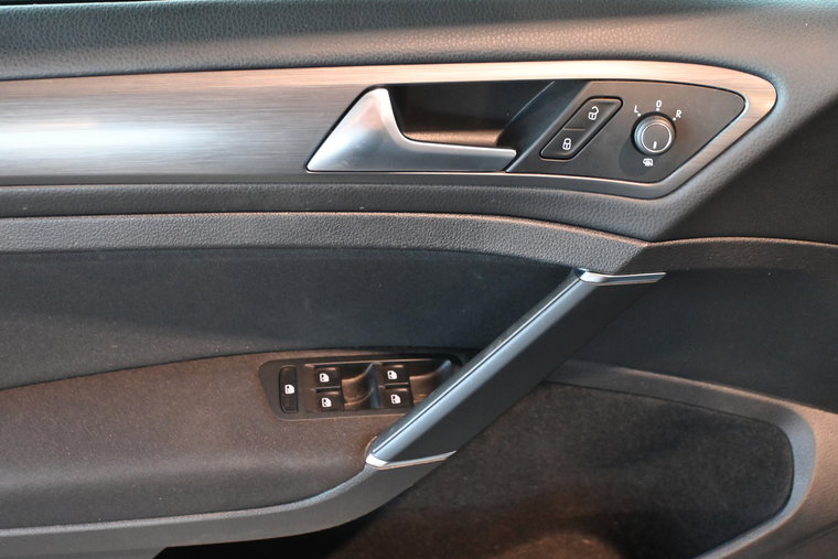 Vehicle Image 37