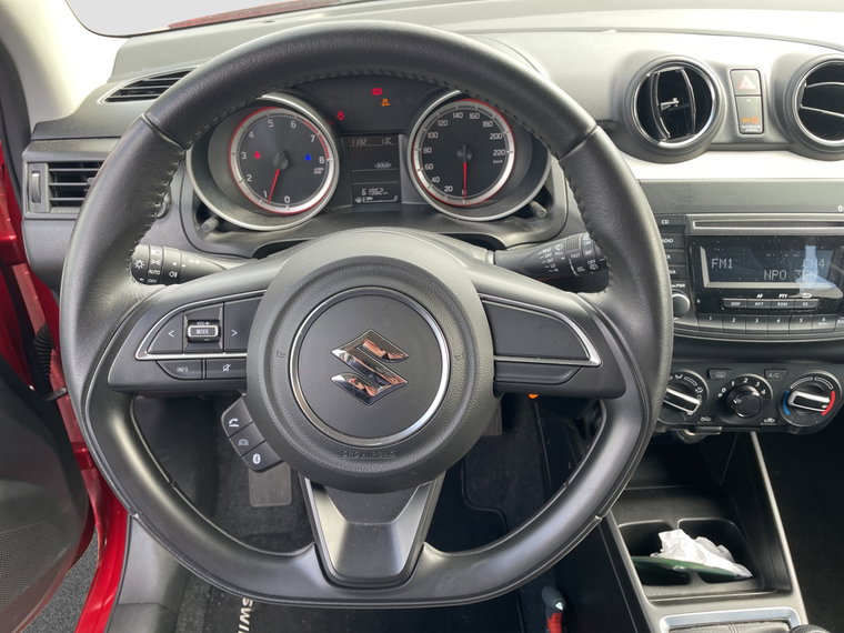 Vehicle Image 11