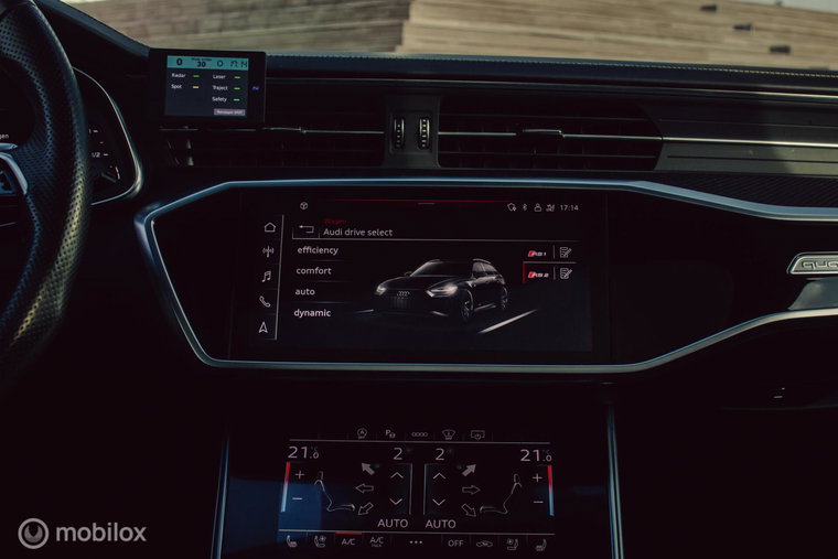 Vehicle Image 33