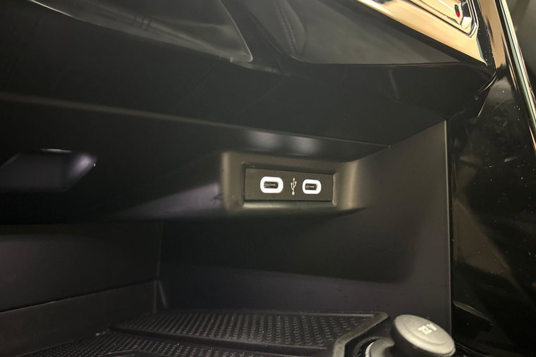 Vehicle Image 39