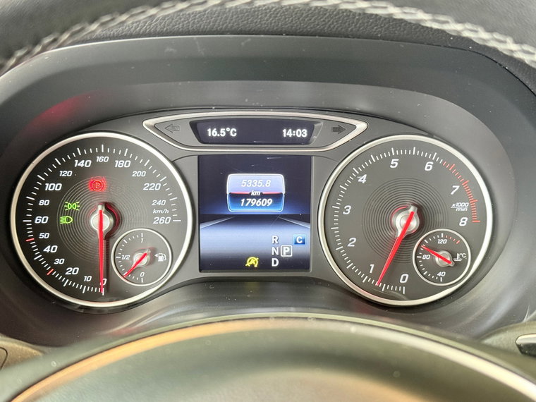 Vehicle Image 37