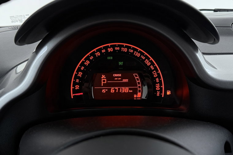 Vehicle Image 19
