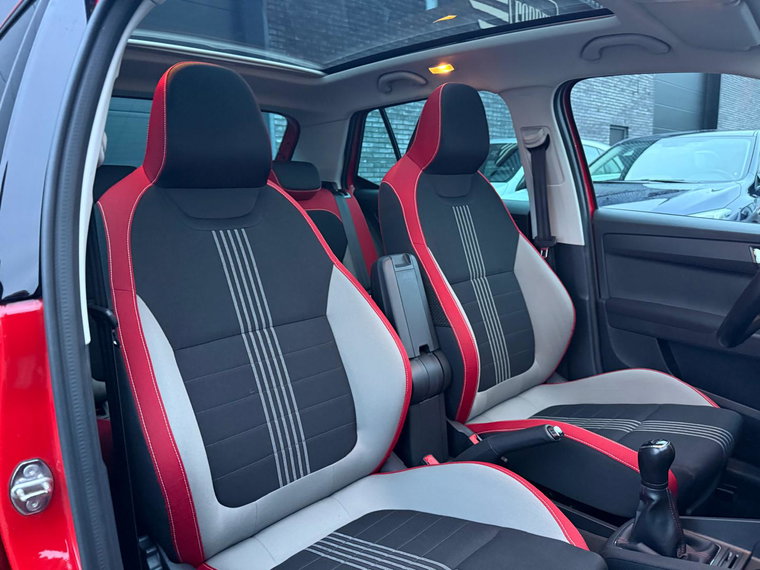 Vehicle Image 31