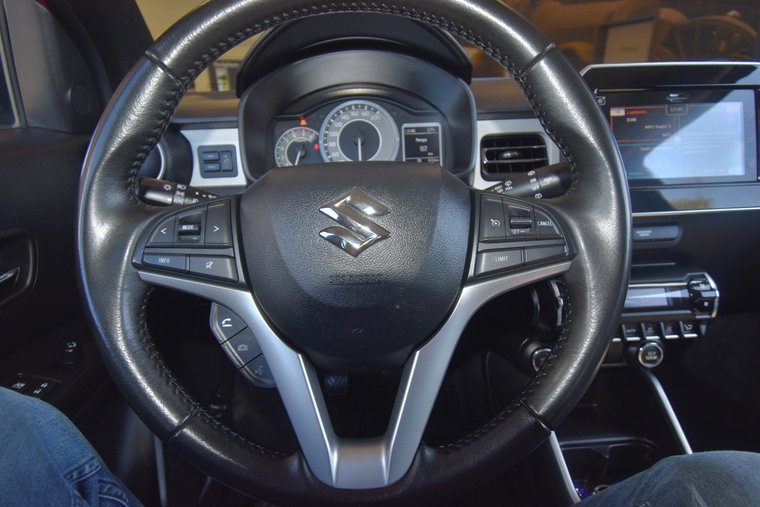 Vehicle Image 36