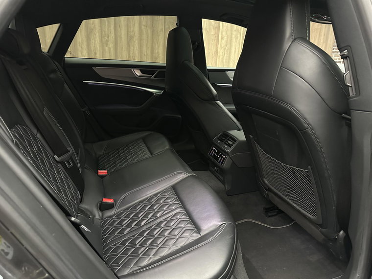 Vehicle Image 37