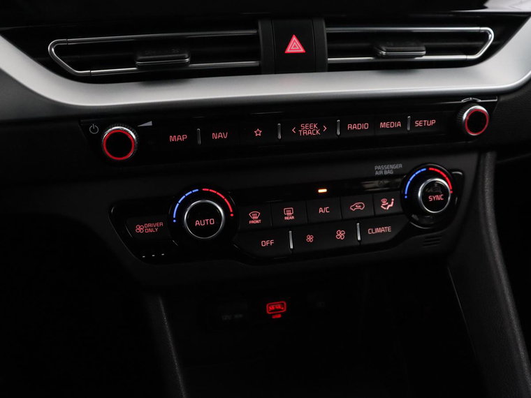 Vehicle Image 27