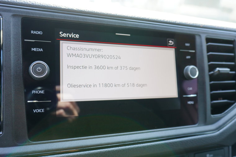 Vehicle Image 21
