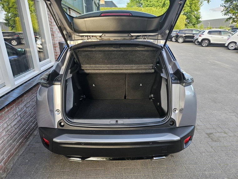 Vehicle Image 33
