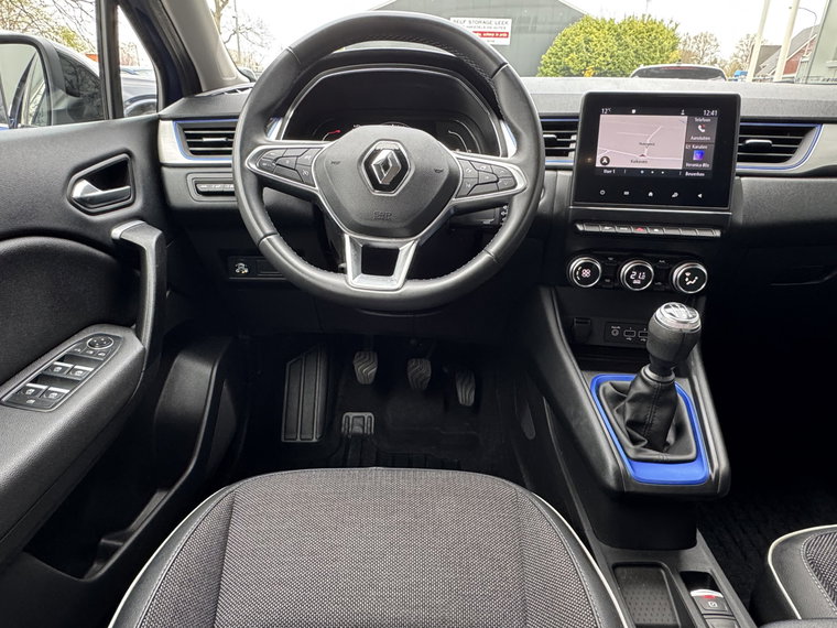Vehicle Image 38