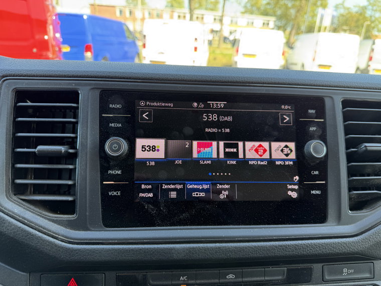 Vehicle Image 26