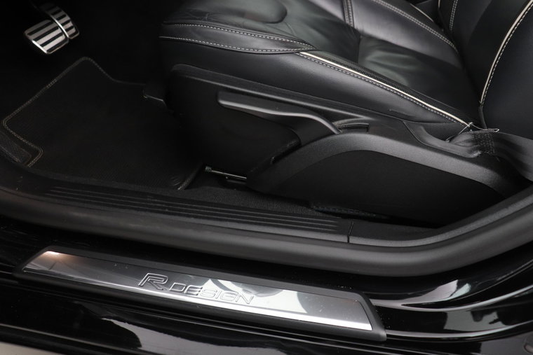 Vehicle Image 37