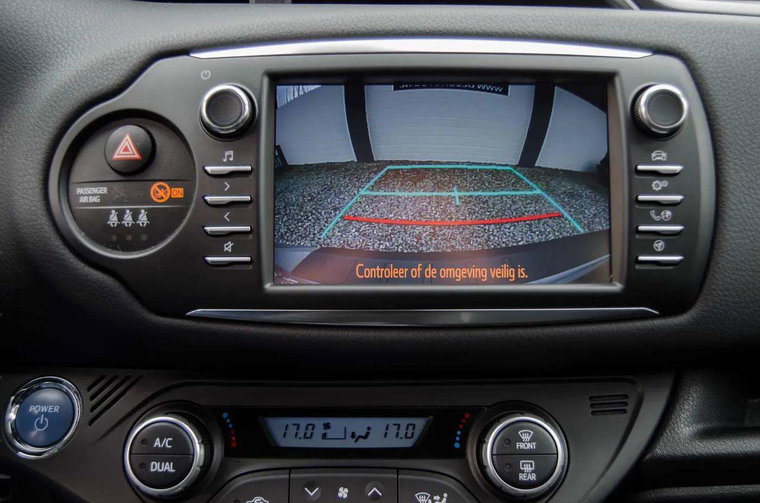 Vehicle Image 18