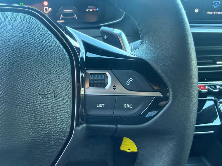Vehicle Image 24