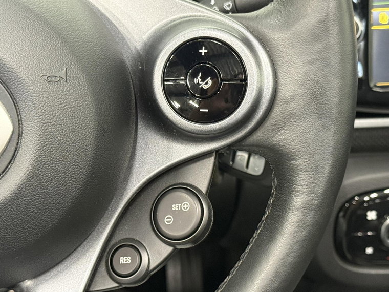 Vehicle Image 29