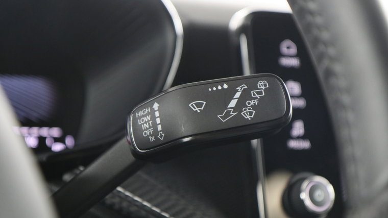 Vehicle Image 24