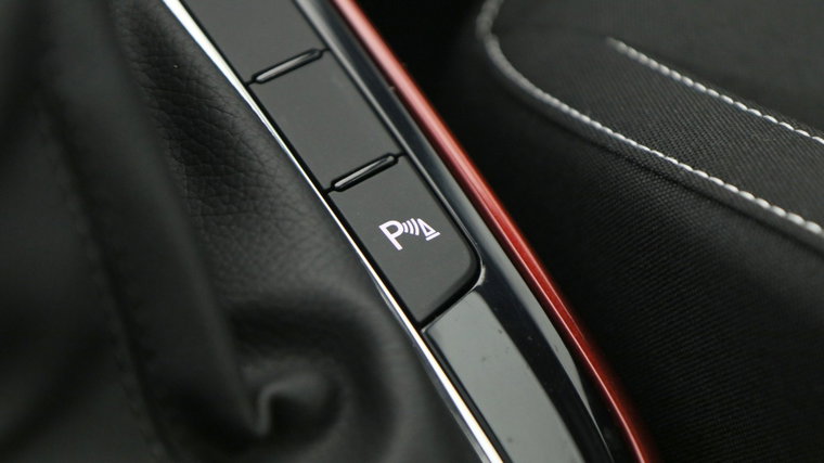 Vehicle Image 38