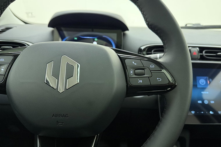 Vehicle Image 20