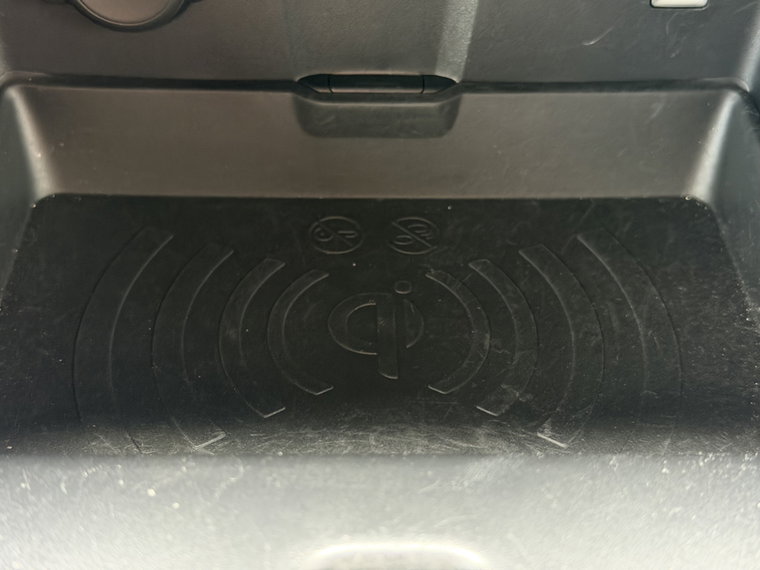 Vehicle Image 37