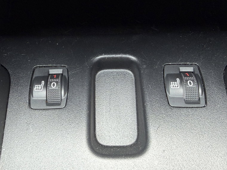 Vehicle Image 38