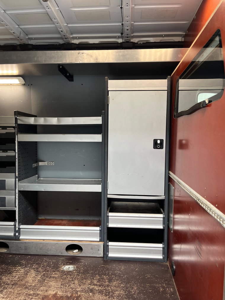 Vehicle Image 37