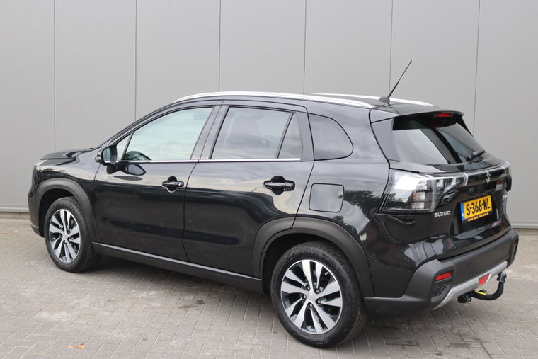 Vehicle Image 4