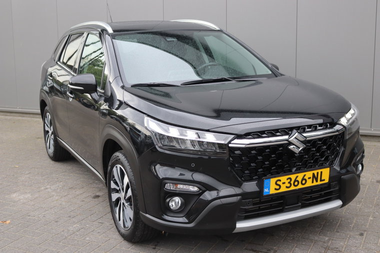 Vehicle Image 10